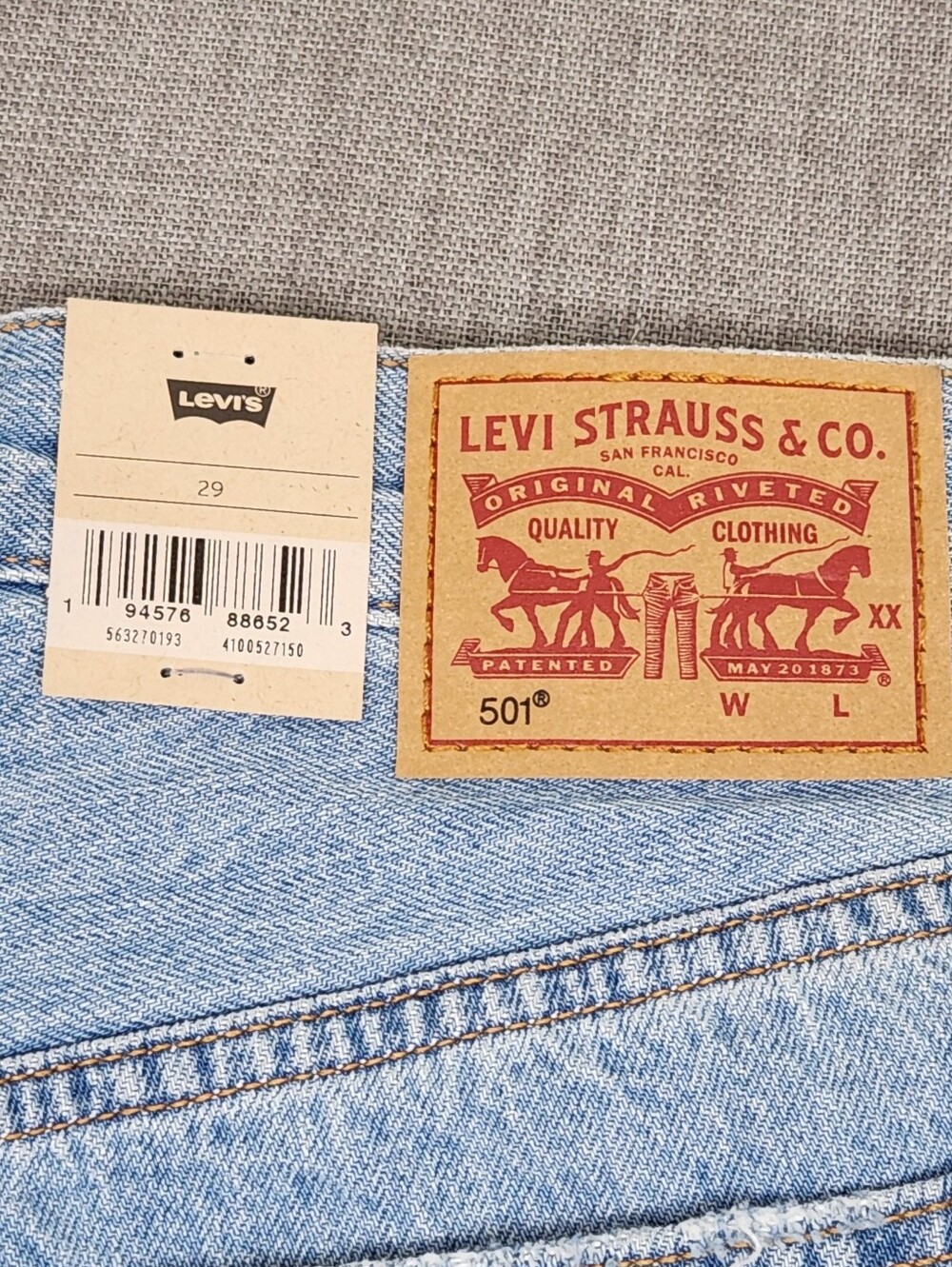 Levis 501 Button Fly Distressed Style Light Wash 100% Cotton Jean Shorts 29. NWT - Picture 4 of 9
